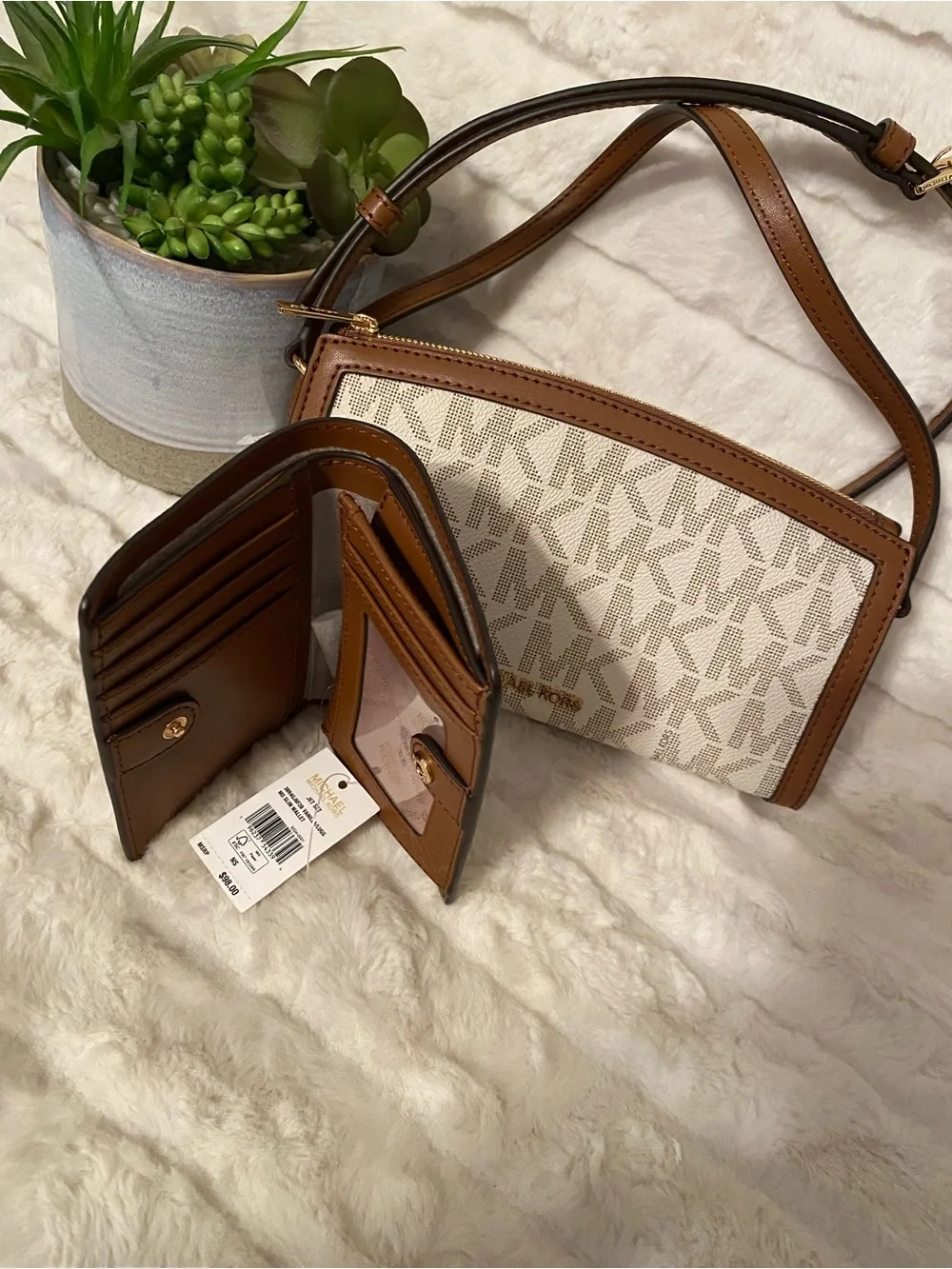 Brand New Michael Kors Crossbody Bag and Wallet Set